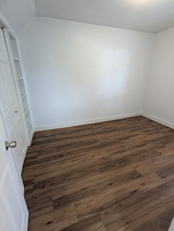 Foto del edificio - 5925 McGuire St