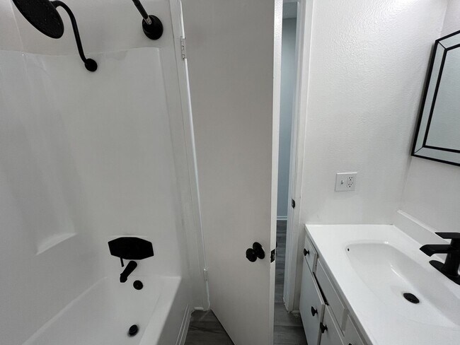 Interior Photo - 238 South Serrano Ave