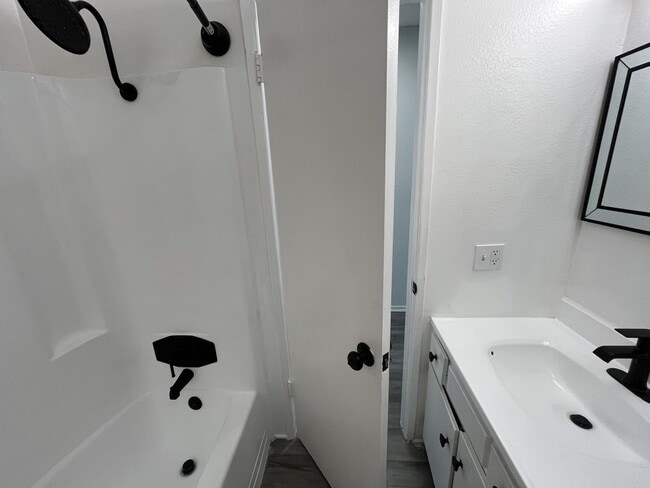 Interior Photo - 238 South Serrano Ave