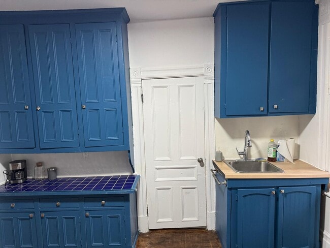 Photo du bâtiment - 4053 Rue Cartier