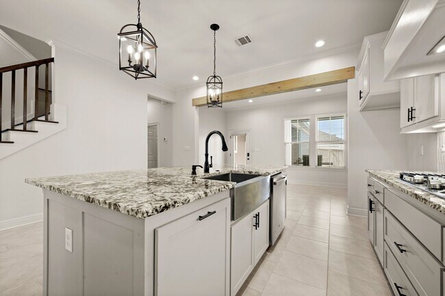 Foto del edificio - Home for Lease
