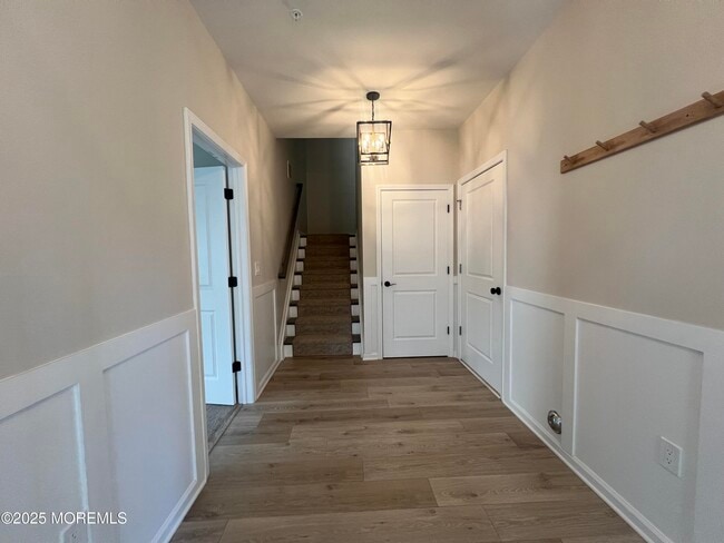 Building Photo - 1501 Arose Ln