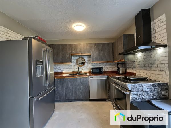 Building Photo - 46 Rue De Lausanne