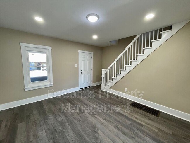 Foto del edificio - 724 E 7th Ave