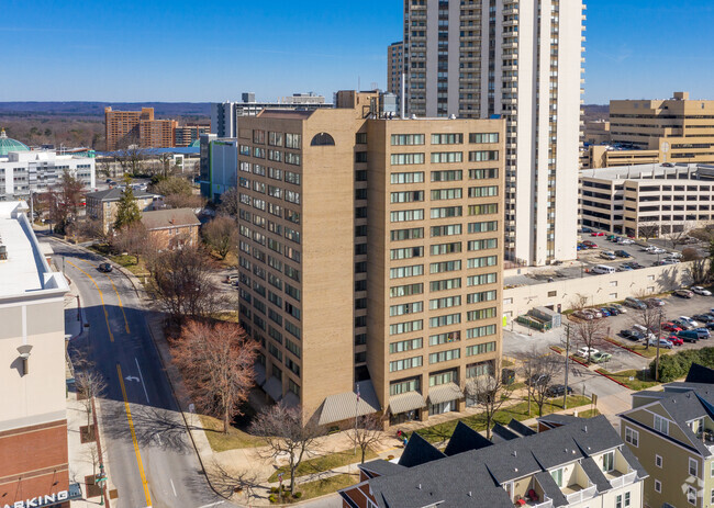 Building Photo - Virginia Towers