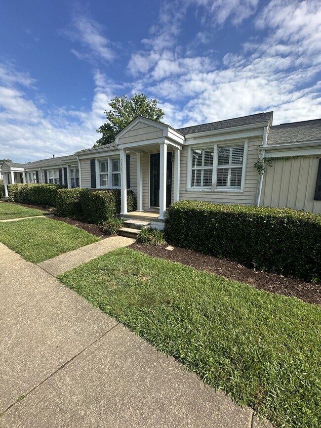 2325 Bernard St Unit 2325, Raleigh, NC 27608 Condo for Rent in Raleigh, NC