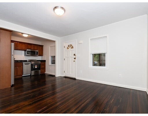 Building Photo - 57A Moseley St