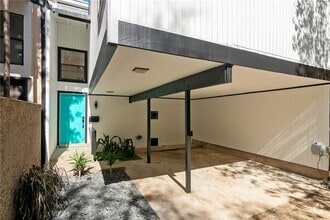 Building Photo - 2200 Trailside Dr