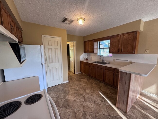 Building Photo - 11651 FM 1371