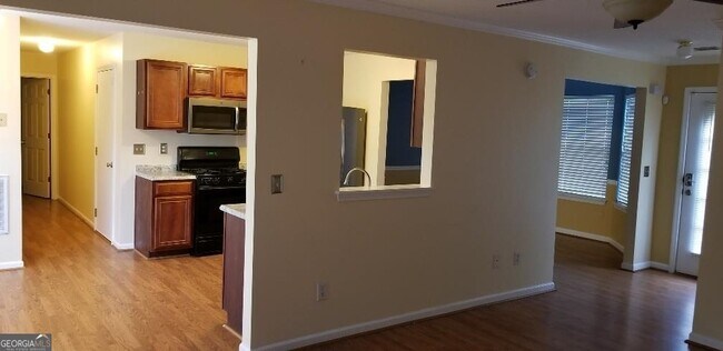 Foto del edificio - 3666 Sugar Maple St