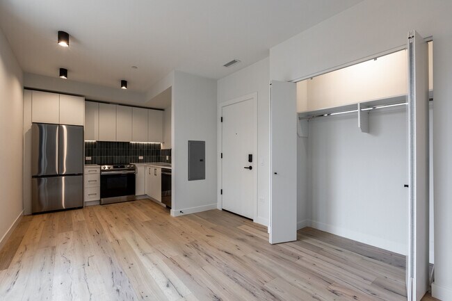 Foto del edificio - 1712 Oak Ave