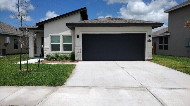 Foto del edificio - 2165 Grove Ln