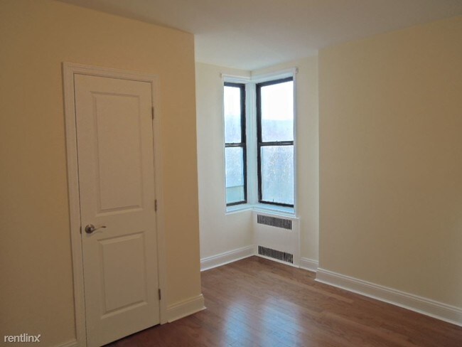 Foto del edificio - 715 Saint Marks Ave
