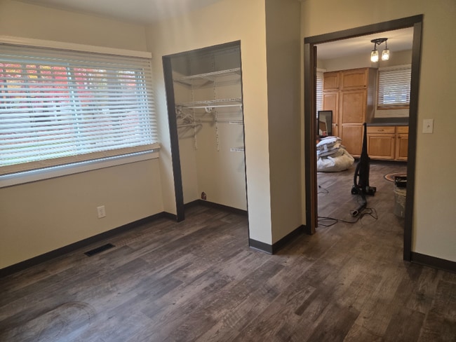 Foto del edificio - 5347 Birch Island Dr