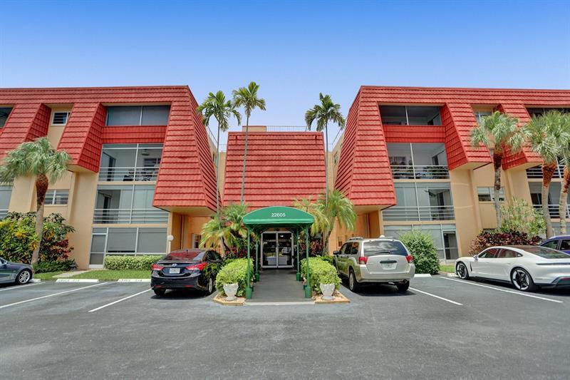 Foto principal - 22605 SW 66th Ave