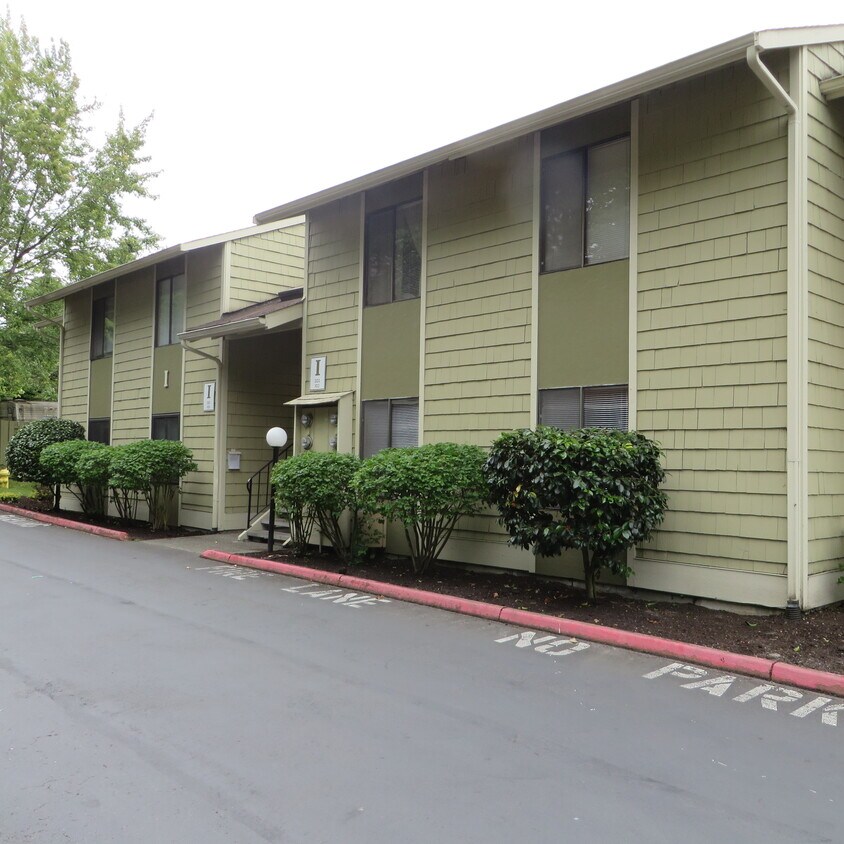 2020 Grant Ave S Unit I102, Renton, WA 98055 Condo for Rent in