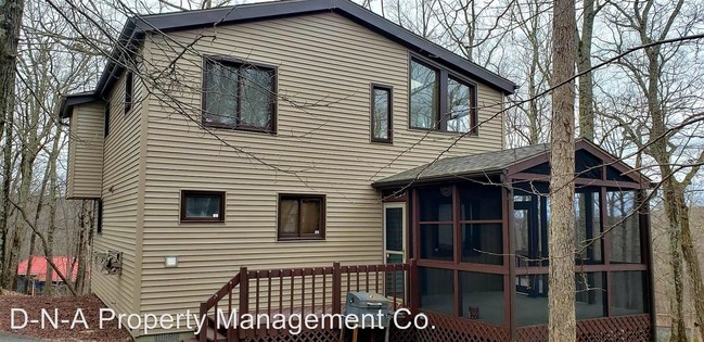 Building Photo - 3221 Cherry Ridge Rd