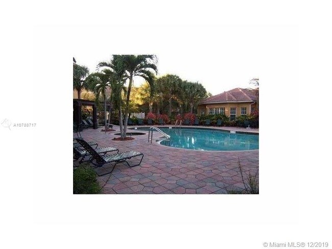 Foto del edificio - 5056 Lantana Rd