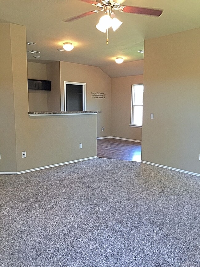 Photo - Close to I35 + Great Area close to Shopping House
