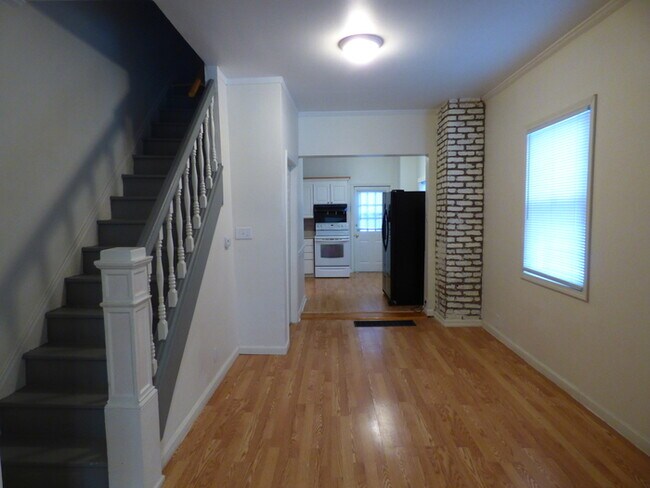 Foto del edificio - Merion Village 2 BR