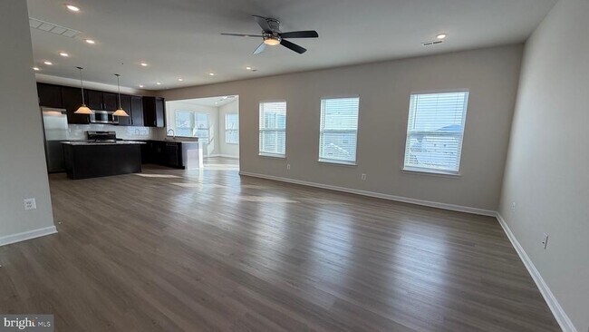 Building Photo - 35 Signal Knob Cottage Dr