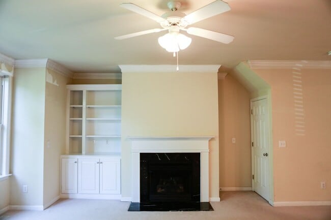 Building Photo - Spacious Melbourne Park Townhome