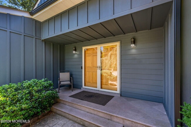 Building Photo - 15 Timber Ln