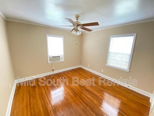 Building Photo - 143 N.Merton #1 (Jackson - University)