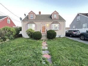Building Photo - 141 Derby Rd