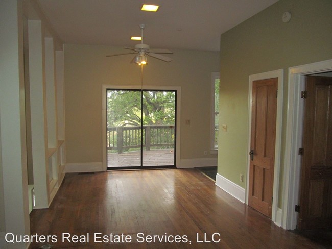 Building Photo - 3 br, 1.5 bath House - 195 West End Blvd