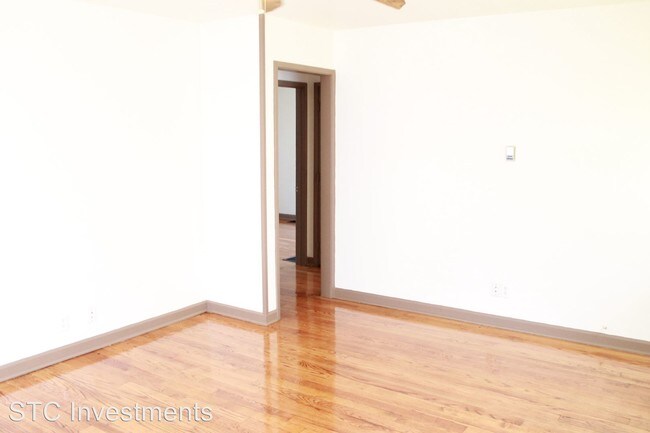 Building Photo - 3 br, 2 bath House - 424 W. Chandler