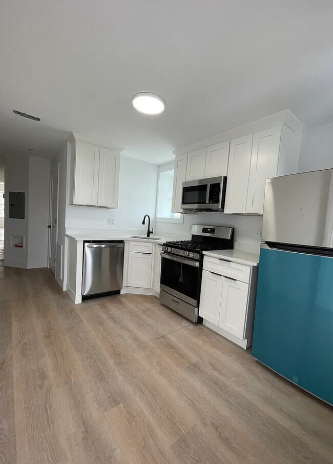 Foto del edificio - NO BROKER FEE- 10 Mount Pleasant Ave