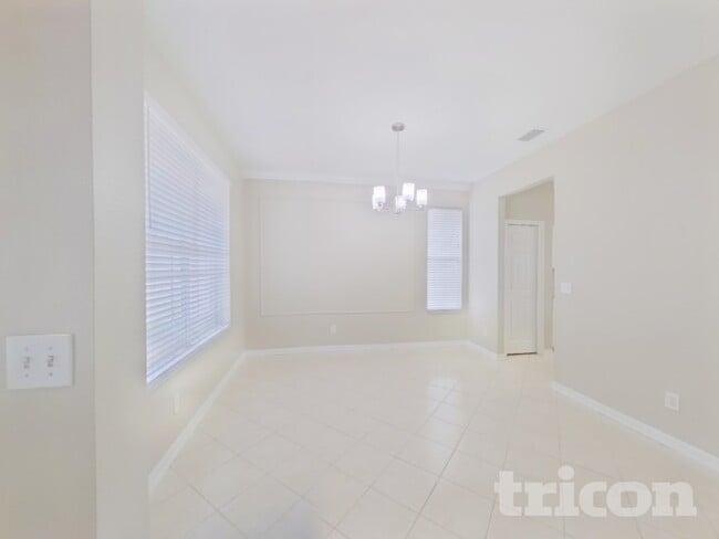 Foto del edificio - 8306 Moccasin Trail Dr
