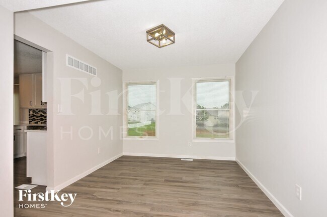 Foto del edificio - 169 Dusty Rose Dr