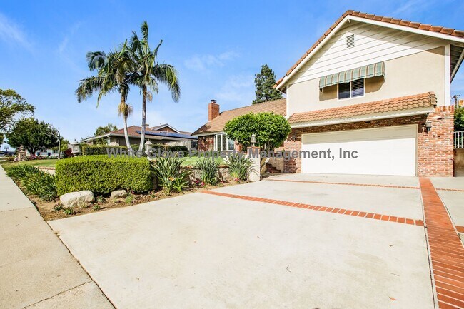 Foto del edificio - Beautiful 3 Bedroom in Fullerton's President Homes Neighborhood