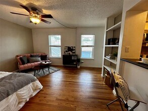 Building Photo - 808 Winflo Dr