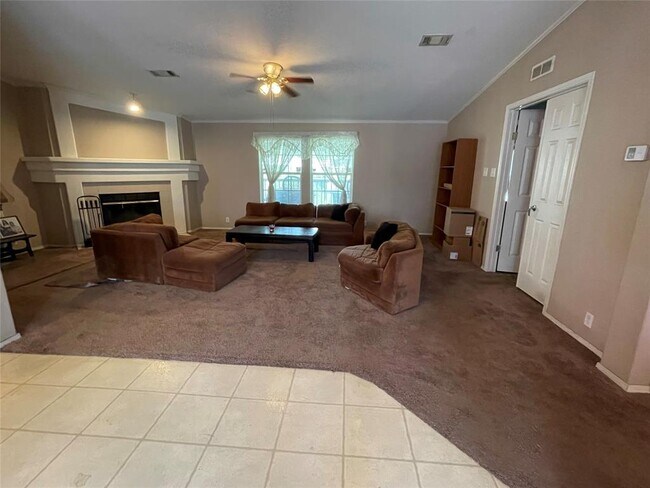 Foto del edificio - 6309 Aldine Bender Rd