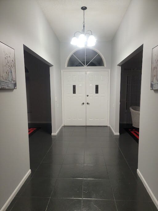 Entrada de doble puerta - 1267 Little Oak Cir