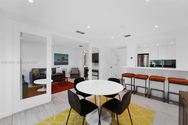 Foto del edificio - 1460 Ocean Dr