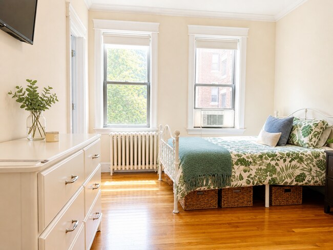 Foto del edificio - 27 Glenville Ave