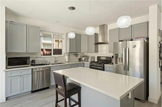 Foto del edificio - 5447 Benttree Way