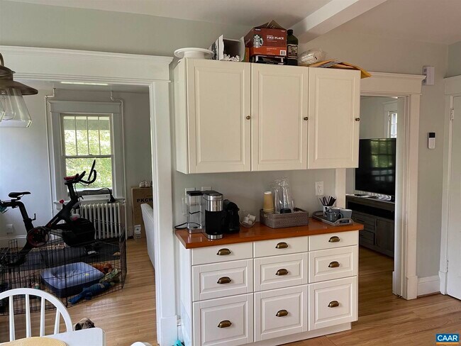 Building Photo - 608 Wine Cellar Cir