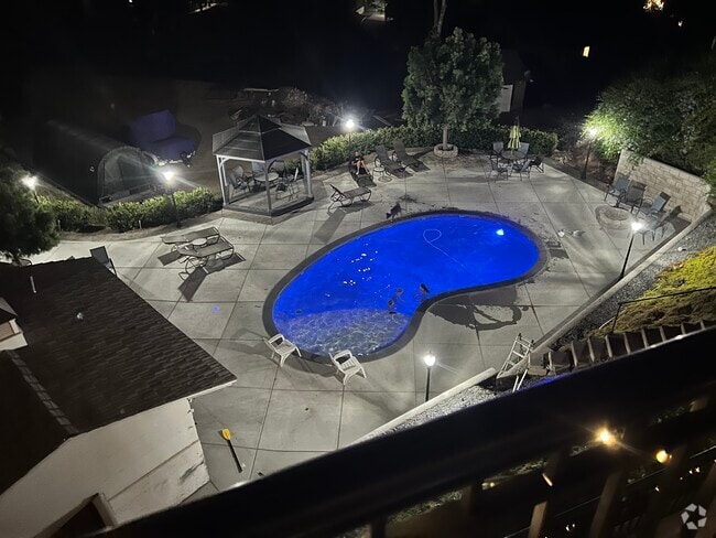Building Photo - 9589 Alto Dr