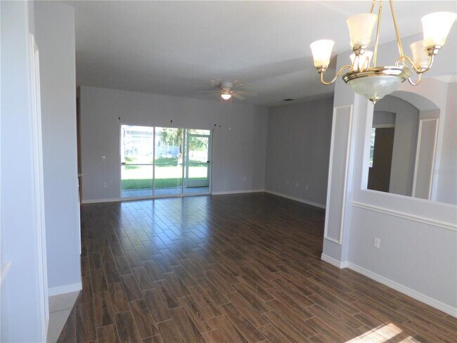 Building Photo - 2314 Allsup Terrace