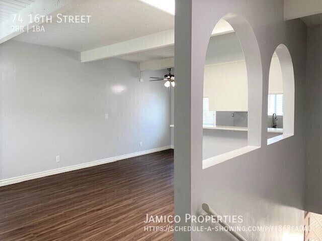 Foto del edificio - 74 16th St
