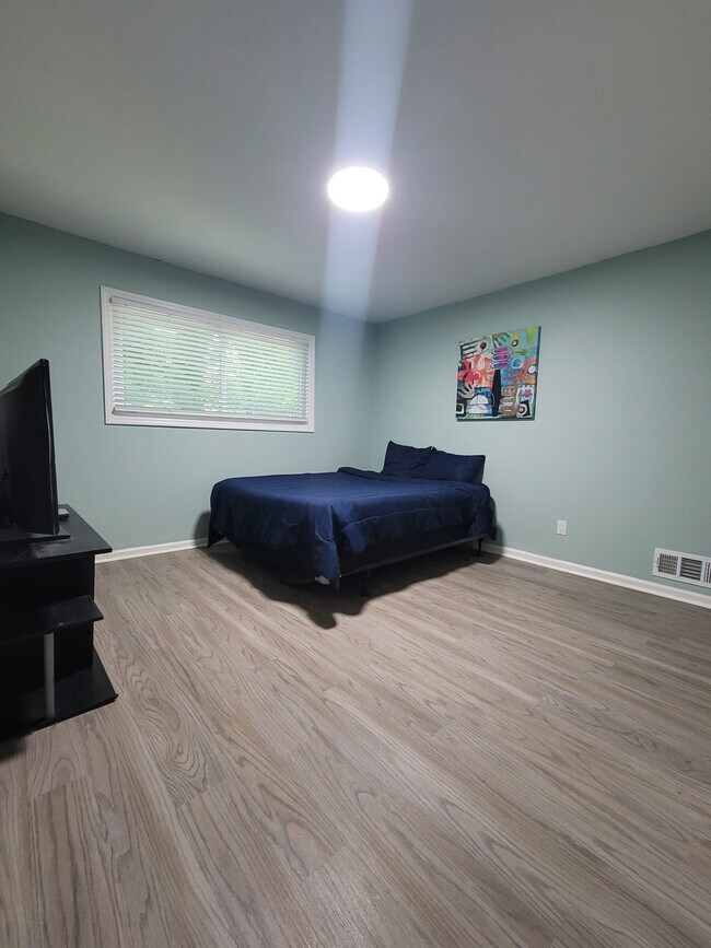Dormitorio - 3856 Tawny Birch Ct