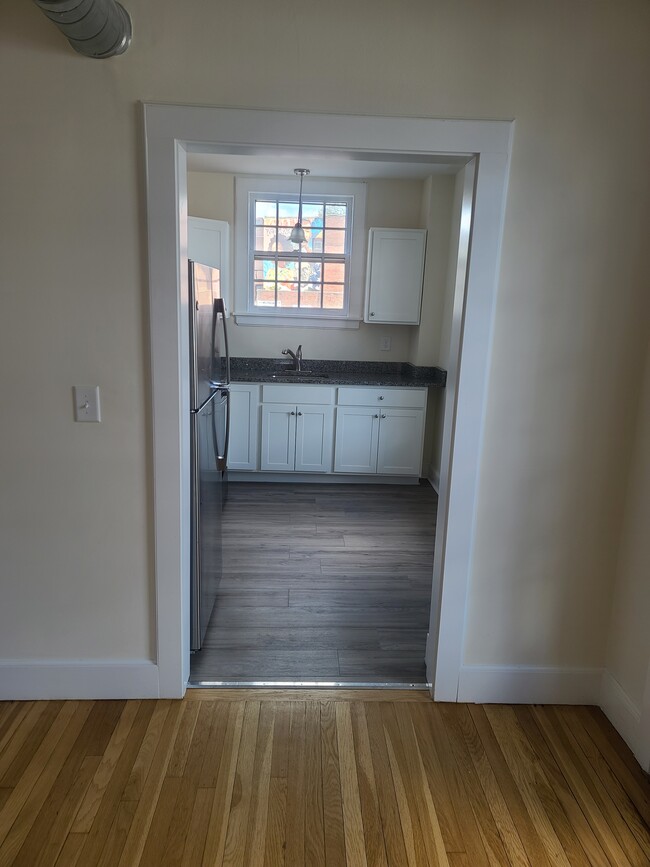 Kitchen - 51 Main St