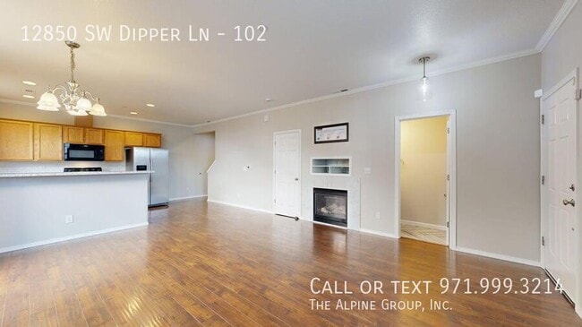 Building Photo - 12850 SW Dipper Ln