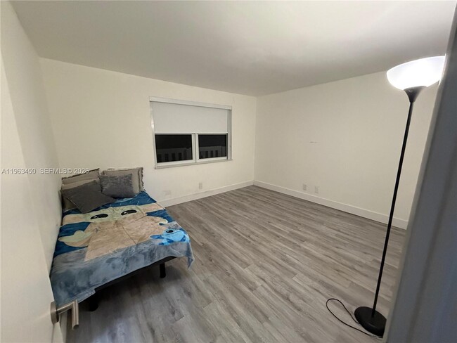 Foto del edificio - 301 SE 3rd St