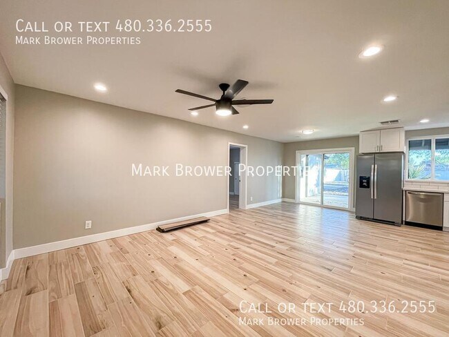 Foto del edificio - 3415 E Sheridan St